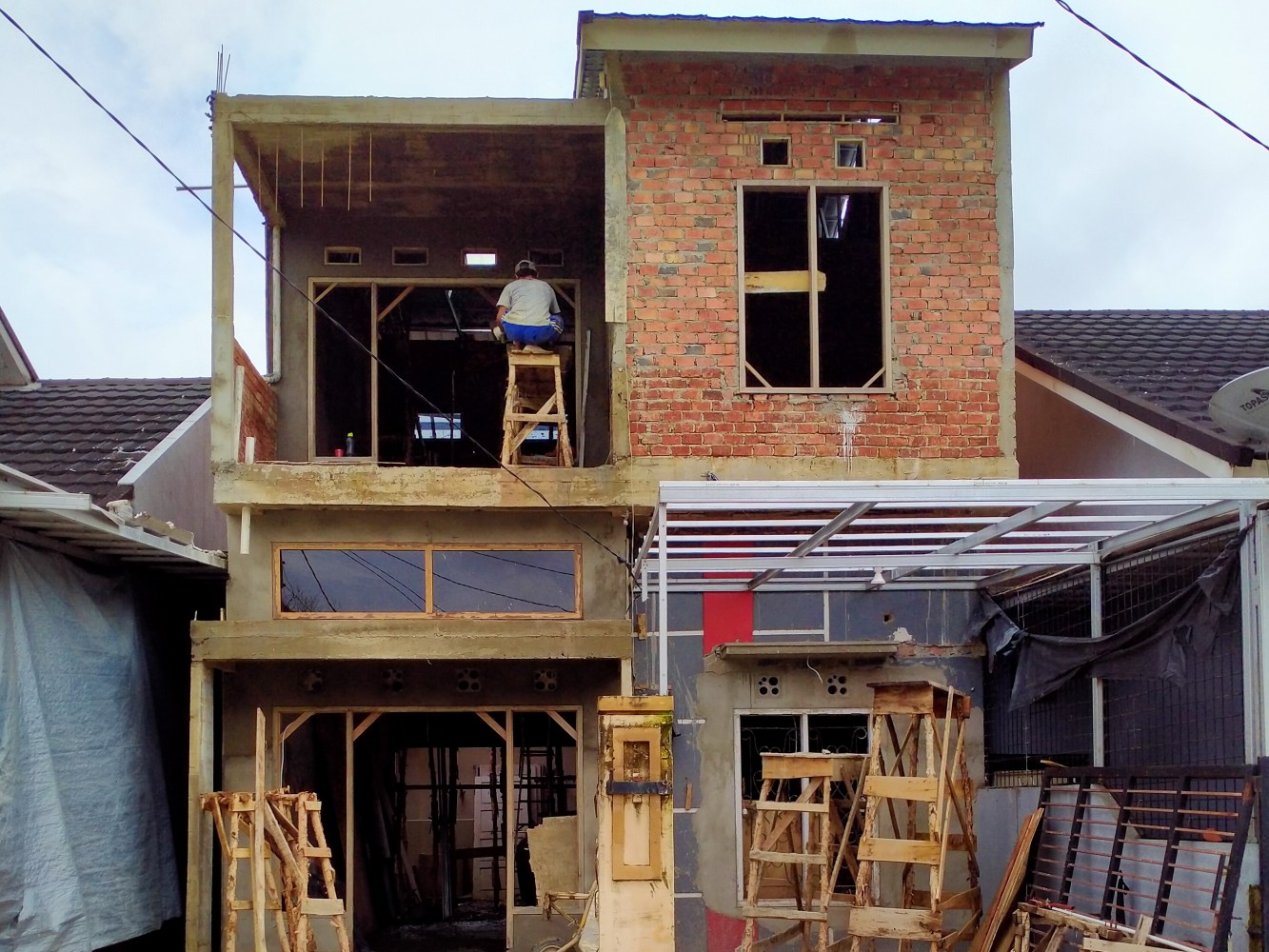 Project Renovasi Rumah dari 1 ke 2 Lantai