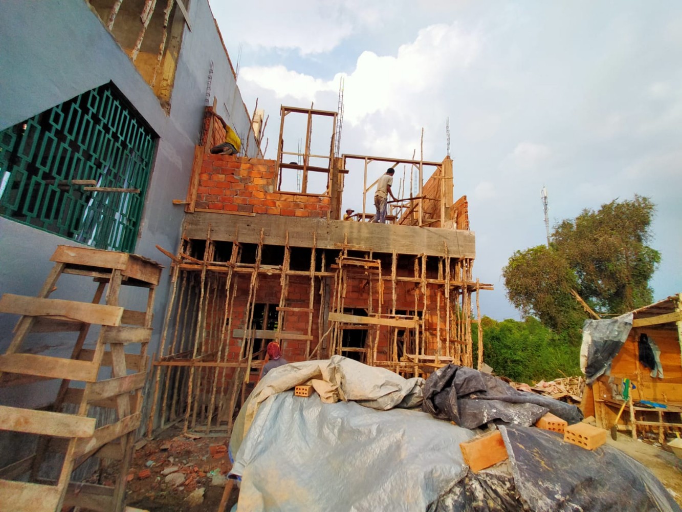 Project Pembangunan Rumah 2 Lantai dari Nol