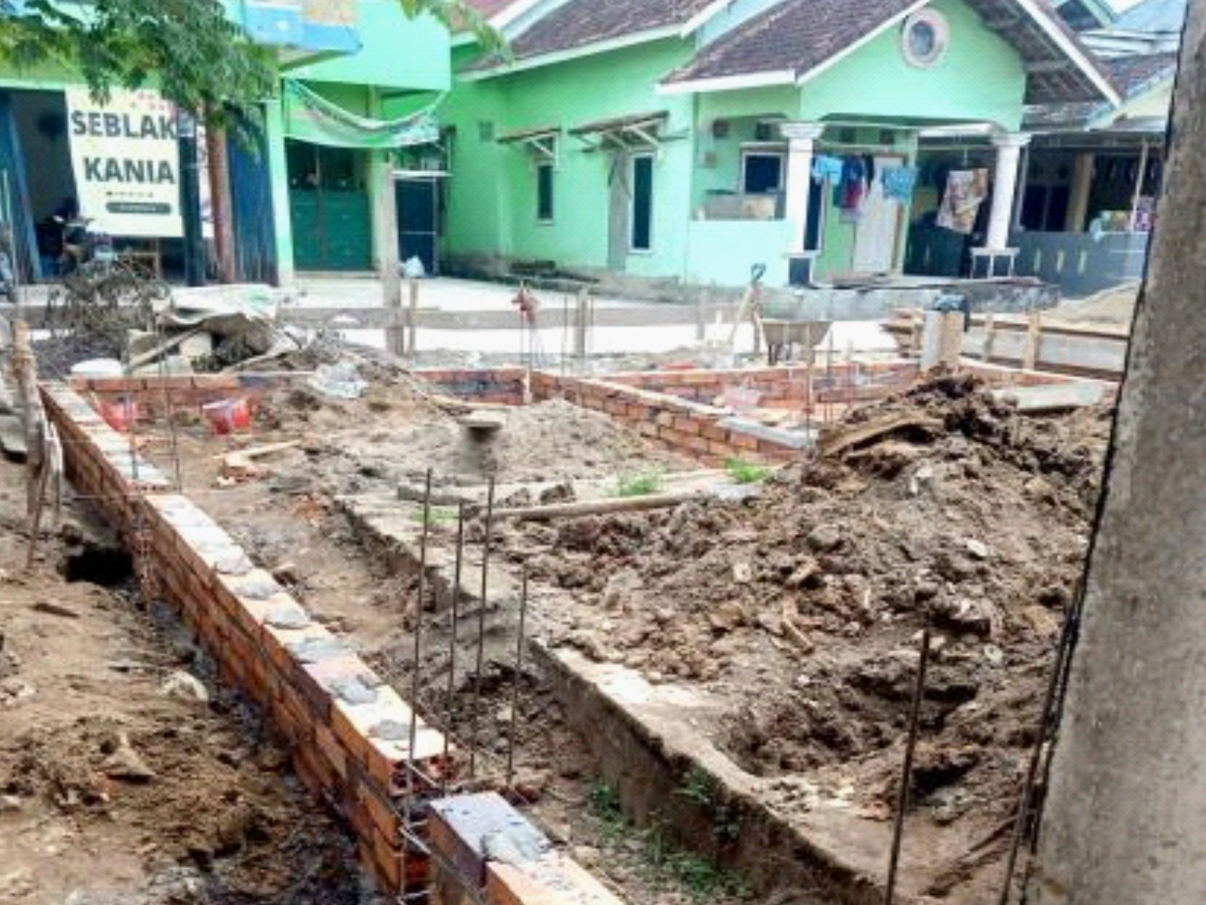 Project Pembangunan Rumah 1 Lantai dari Nol