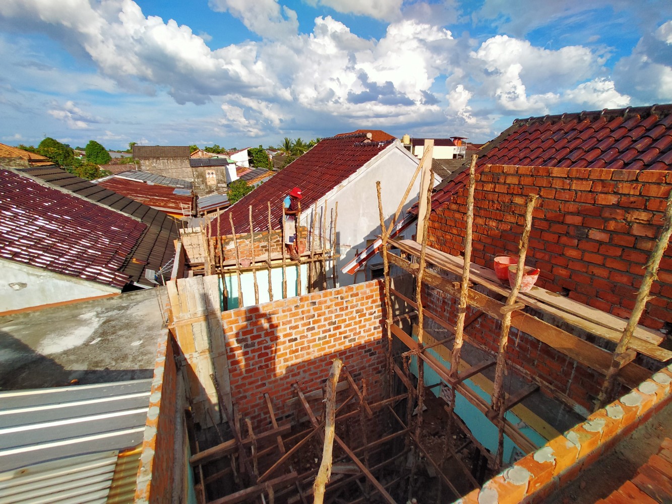 Project Pembangunan Dapur di Belakang Rumah