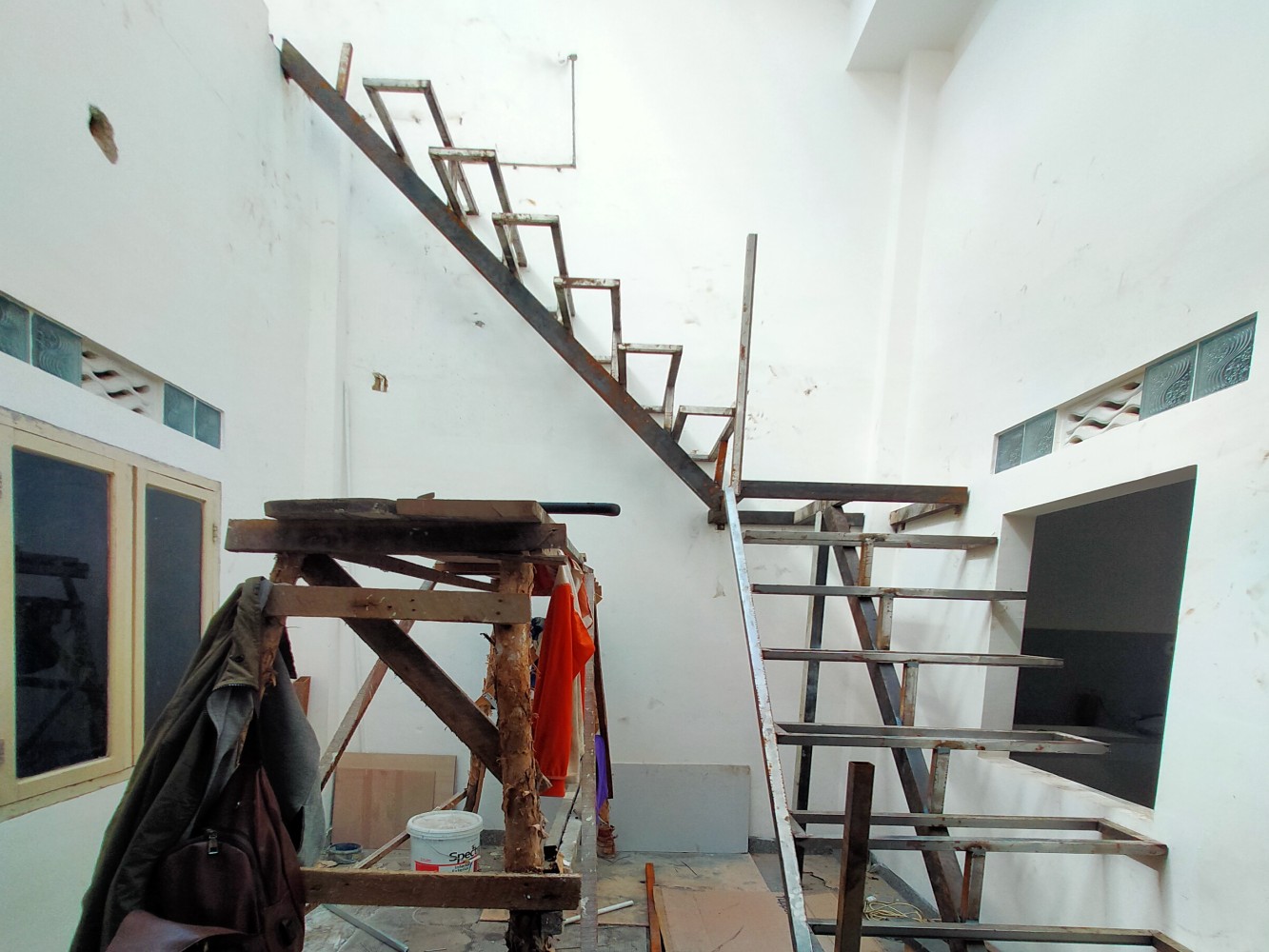 Project Pembangunan Dapur di Belakang Rumah