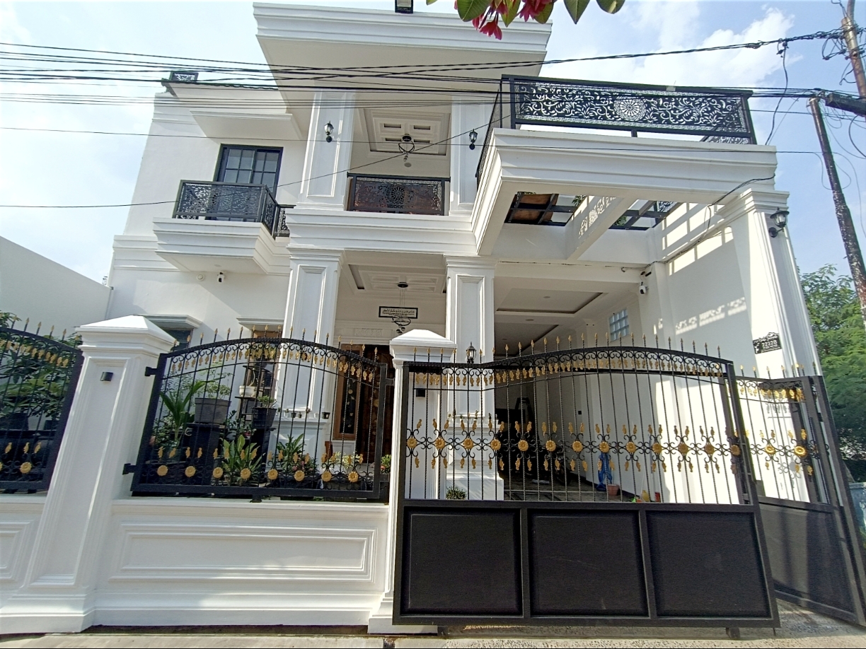 Project Renovasi Rumah dari 1 ke 3 Lantai